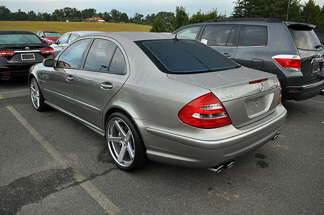 Mercedes-Benz E-Class 2004 photo 1