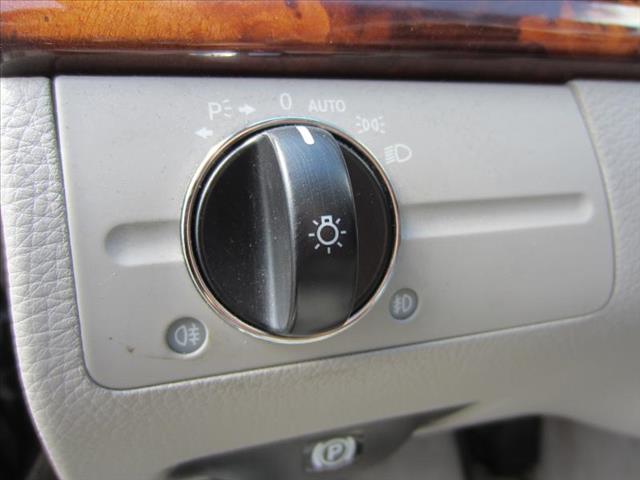 Mercedes-Benz E-Class 2005 photo 48