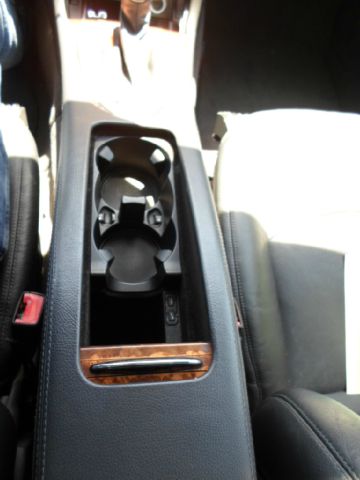 Mercedes-Benz E-Class 2005 photo 2