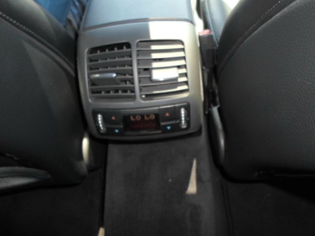 Mercedes-Benz E-Class 2005 photo 3