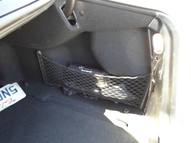 Mercedes-Benz E-Class 2005 photo 9