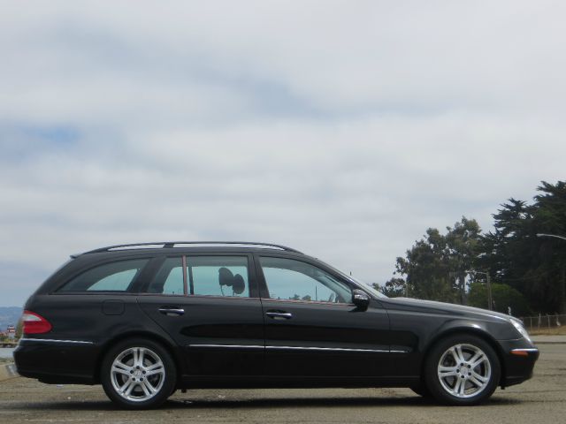 Mercedes-Benz E-Class 3.5 SE Coupe 2D Wagon
