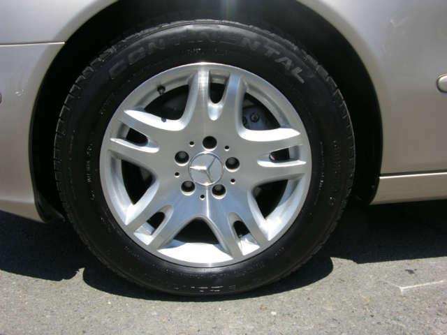 Mercedes-Benz E-Class Srt-8 Sedan