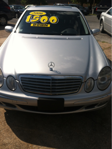 Mercedes-Benz E-Class 2006 photo 4