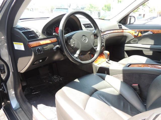 Mercedes-Benz E-Class Srt-8 Sedan