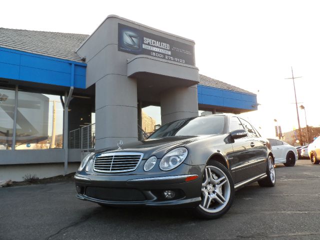 Mercedes-Benz E-Class 2006 photo 3