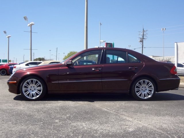 Mercedes-Benz E-Class 2007 photo 1