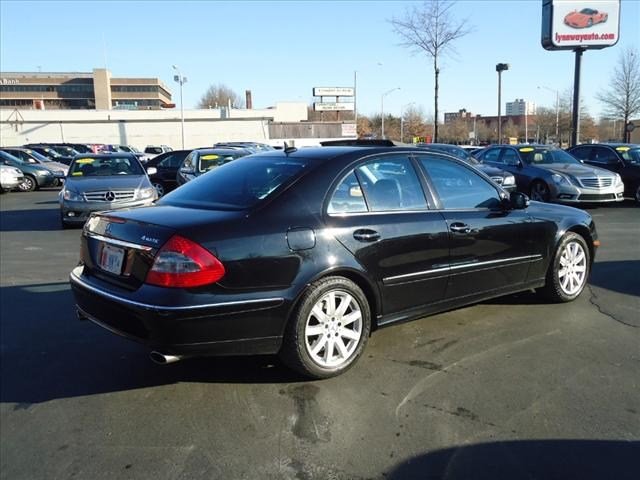 Mercedes-Benz E-Class 2007 photo 5