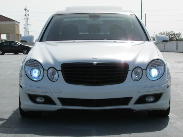 Mercedes-Benz E-Class 2007 photo 1