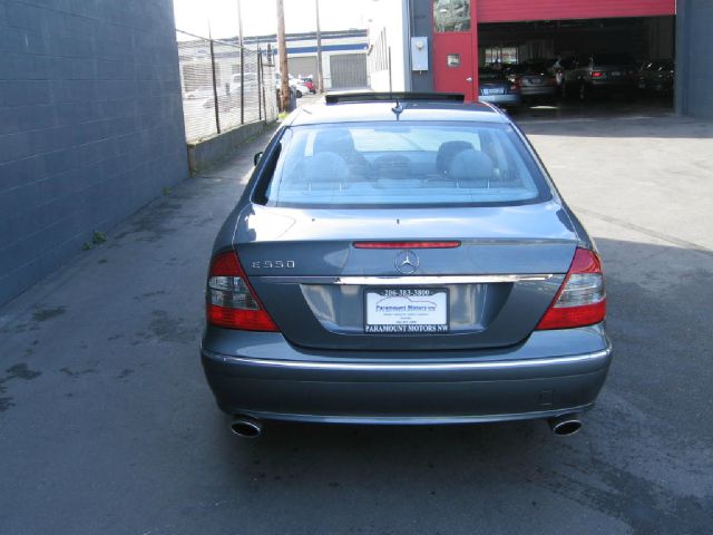 Mercedes-Benz E-Class 2007 photo 1