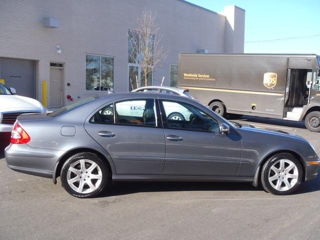 Mercedes-Benz E-Class 2007 photo 3