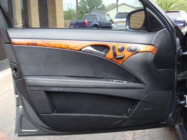 Mercedes-Benz E-Class 2007 photo 1