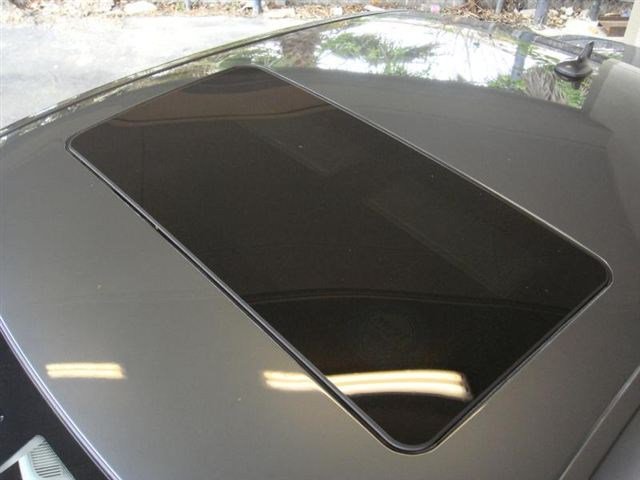 Mercedes-Benz E-Class 2007 photo 2