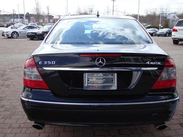 Mercedes-Benz E-Class 2007 photo 2