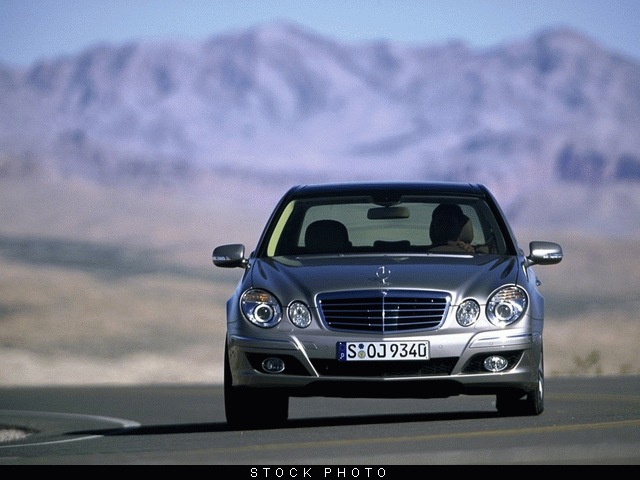 Mercedes-Benz E-Class 2007 photo 3