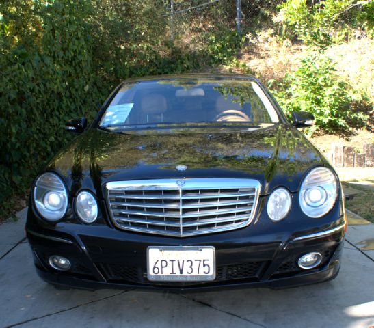 Mercedes-Benz E-Class 2007 photo 2