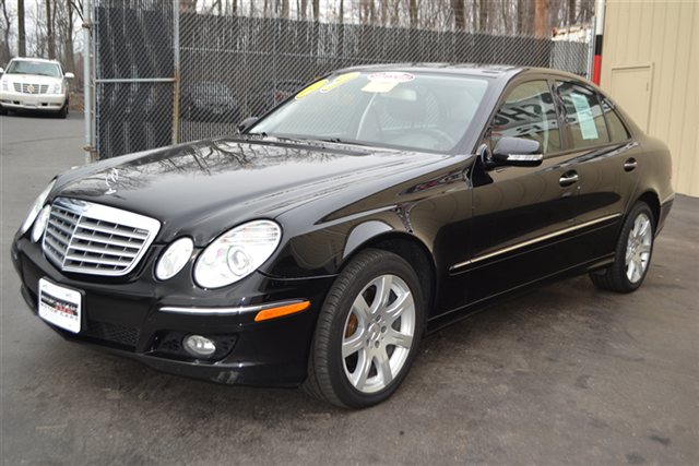 Mercedes-Benz E-Class 2007 photo 3