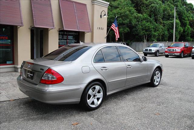 Mercedes-Benz E-Class 2007 photo 3