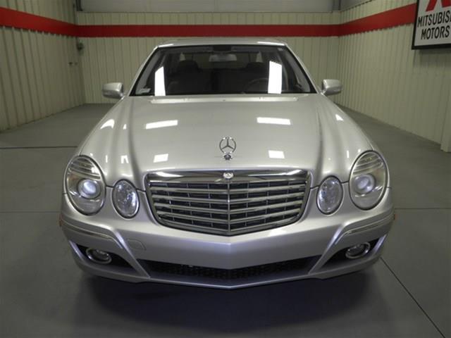Mercedes-Benz E-Class 2007 photo 2