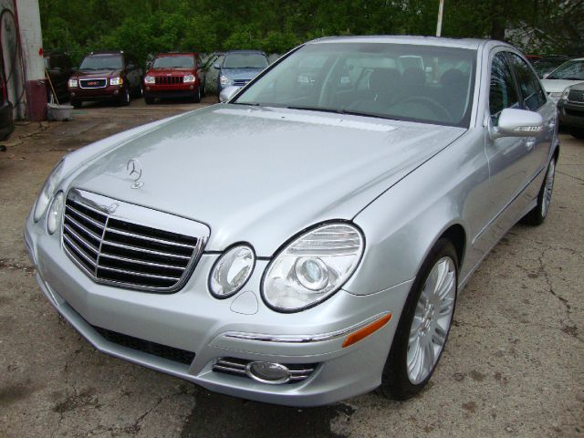 Mercedes-Benz E-Class 2007 photo 1