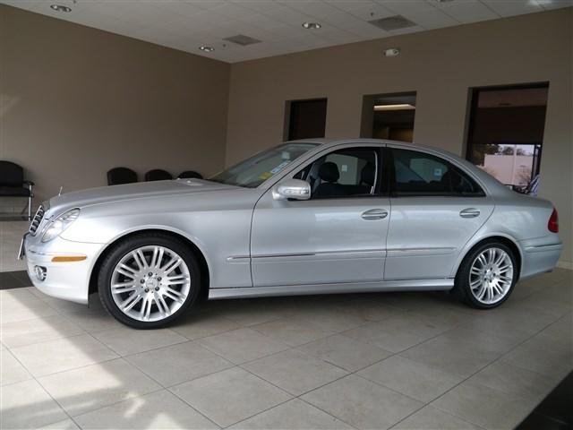 Mercedes-Benz E-Class 2007 photo 1