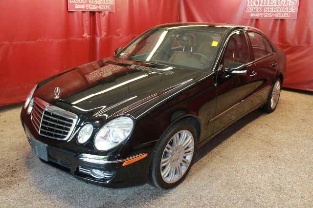 Mercedes-Benz E-Class 2007 photo 2