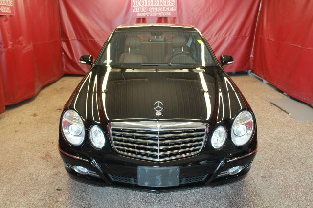 Mercedes-Benz E-Class 2007 photo 4
