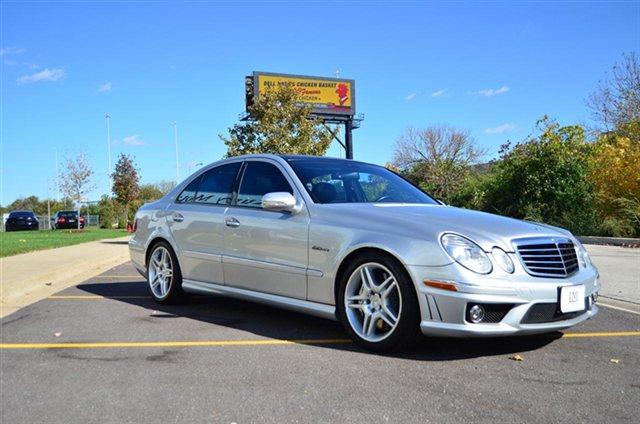 Mercedes-Benz E-Class 2007 photo 2