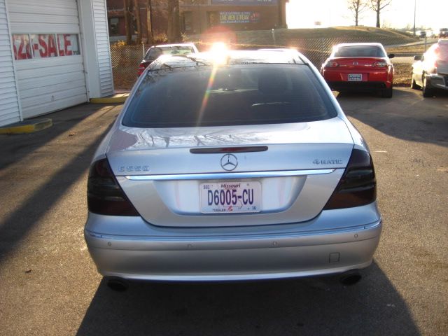 Mercedes-Benz E-Class 2007 photo 1