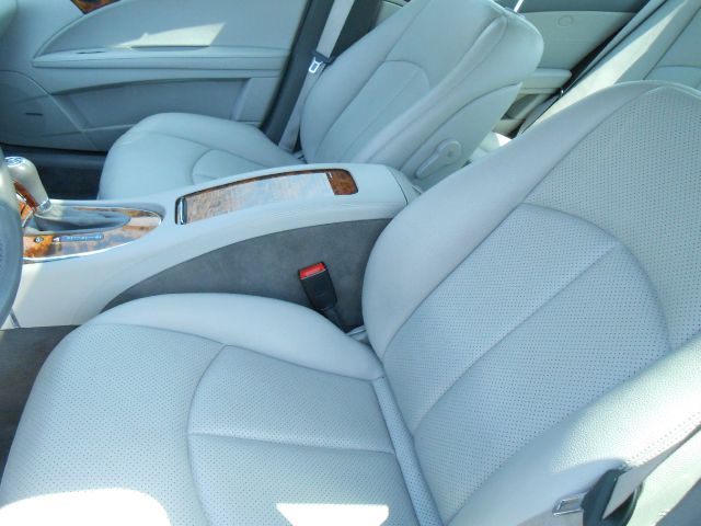 Mercedes-Benz E-Class GLS TDi Diesel Sedan