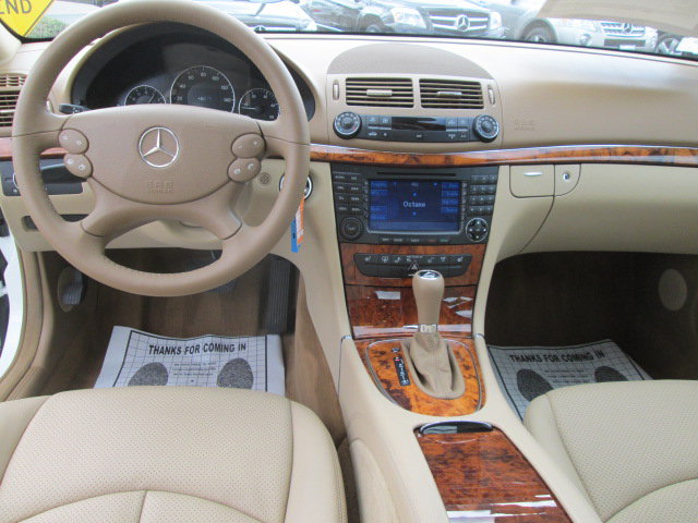 Mercedes-Benz E-Class 2007 photo 5