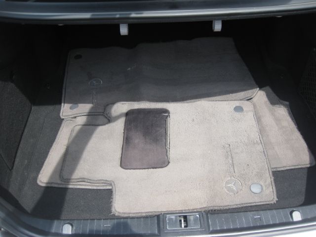 Mercedes-Benz E-Class 2007 photo 2