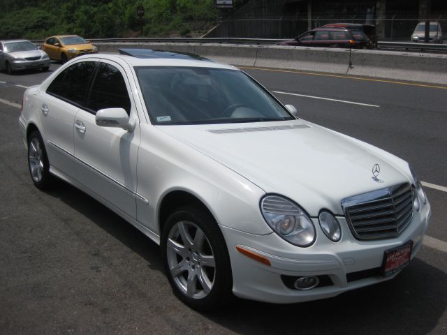 Mercedes-Benz E-Class 2007 photo 5