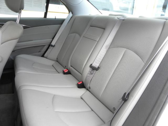 Mercedes-Benz E-Class 2007 photo 5