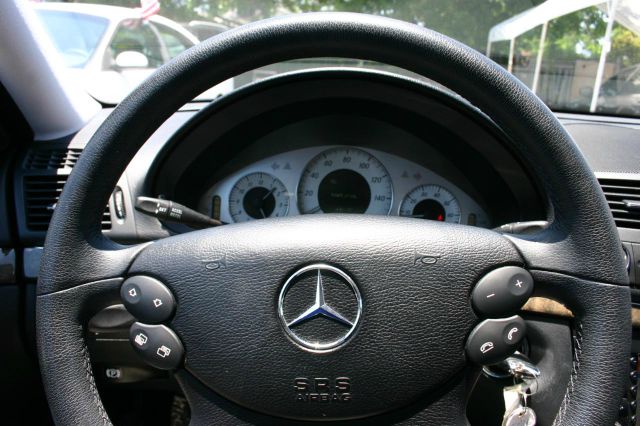 Mercedes-Benz E-Class 2007 photo 6
