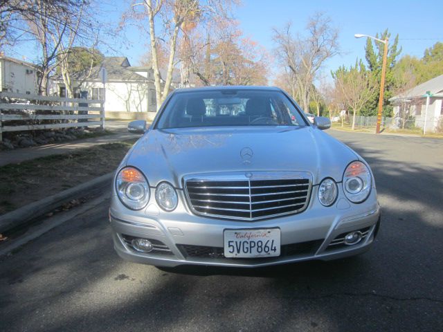 Mercedes-Benz E-Class 2007 photo 4