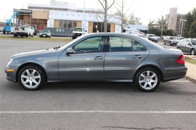 Mercedes-Benz E-Class 2007 photo 3