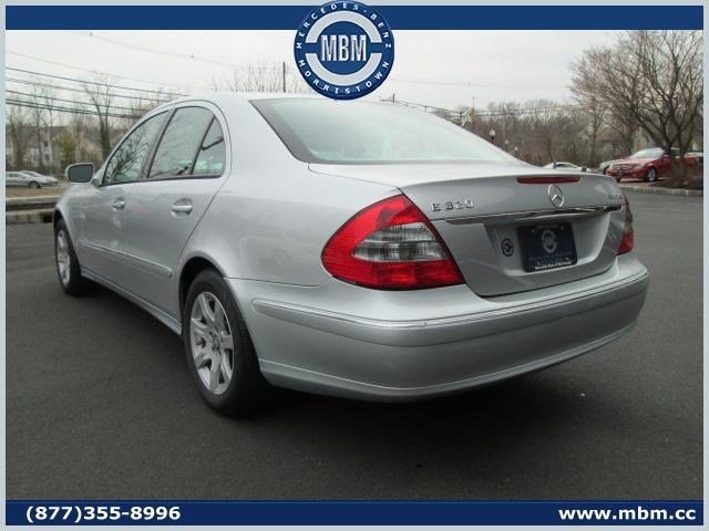 Mercedes-Benz E-Class 2007 photo 3