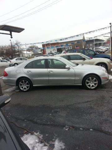 Mercedes-Benz E-Class 2007 photo 1