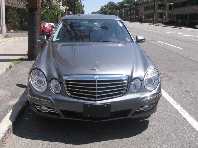 Mercedes-Benz E-Class 2007 photo 2