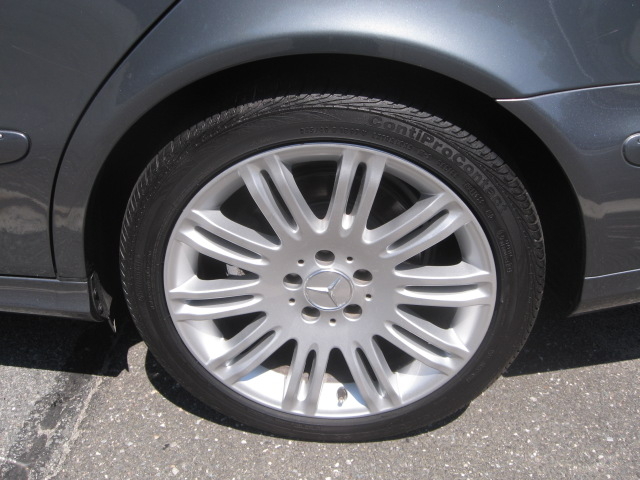 Mercedes-Benz E-Class 2007 photo 3