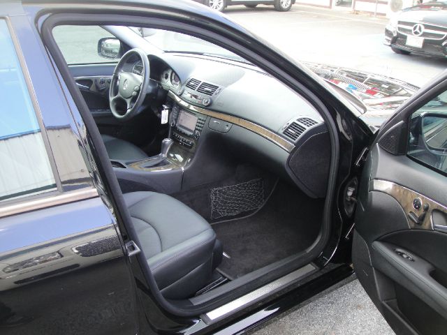 Mercedes-Benz E-Class 2007 photo 1
