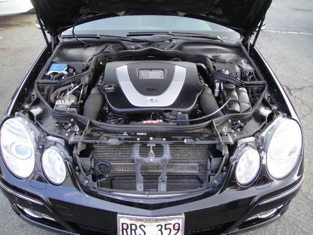 Mercedes-Benz E-Class 2007 photo 9