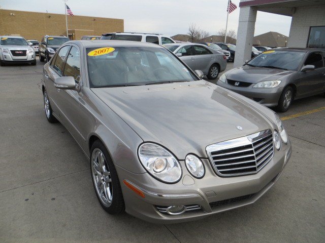 Mercedes-Benz E-Class 2007 photo 4