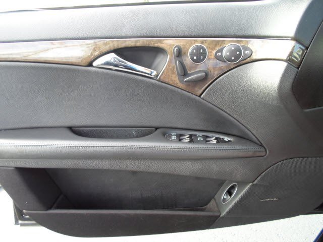 Mercedes-Benz E-Class 2007 photo 3