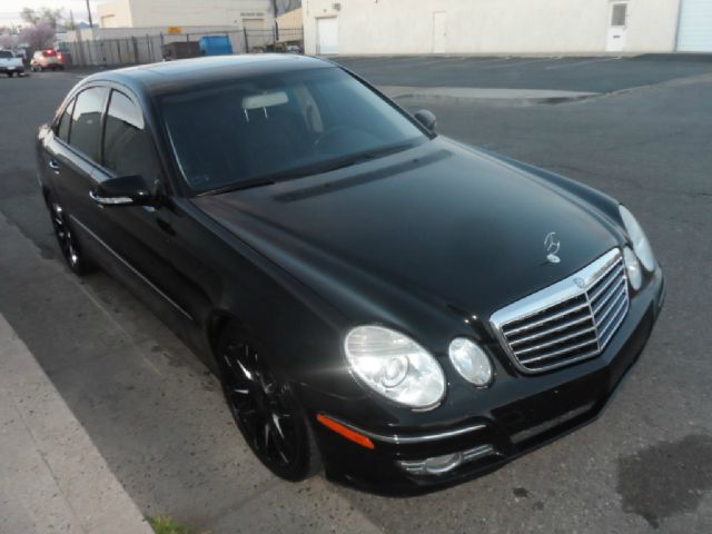 Mercedes-Benz E-Class 2008 photo 3