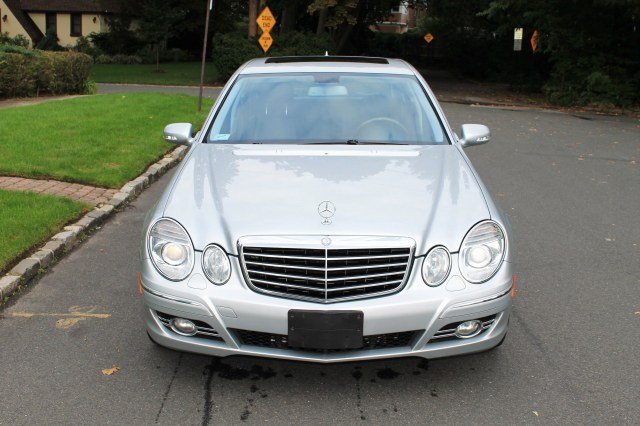 Mercedes-Benz E-Class 2008 photo 1