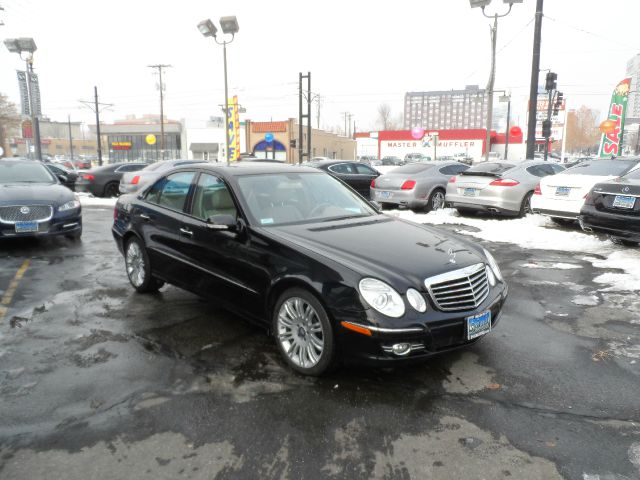 Mercedes-Benz E-Class 2008 photo 1