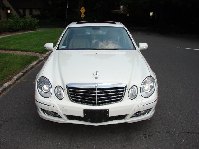 Mercedes-Benz E-Class 2008 photo 1