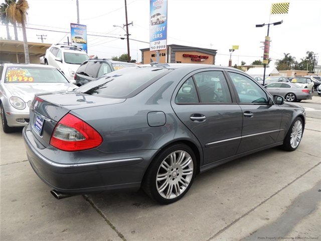 Mercedes-Benz E-Class 2008 photo 4